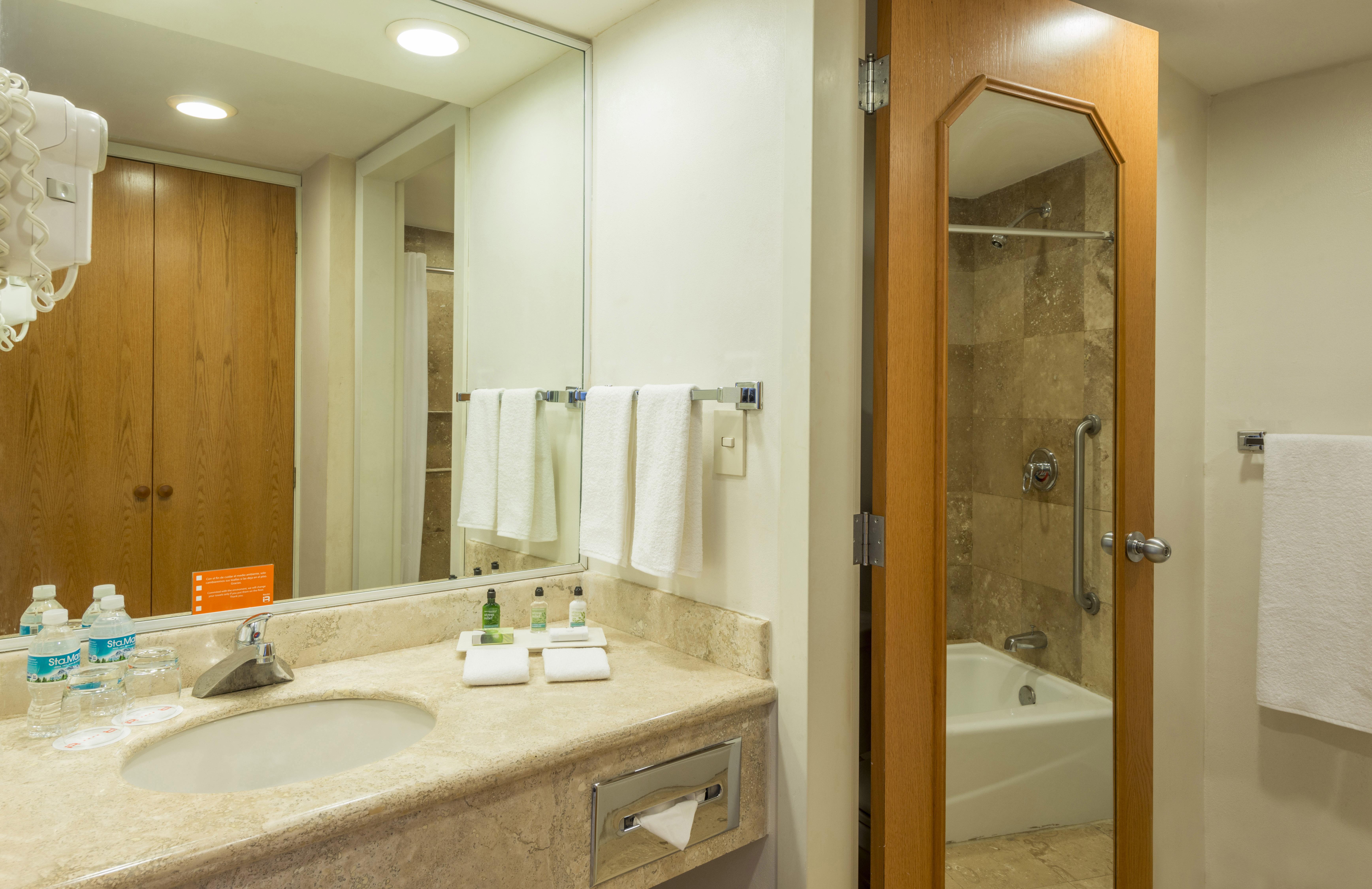 Courtyard By Marriott Villahermosa Tabasco Εξωτερικό φωτογραφία